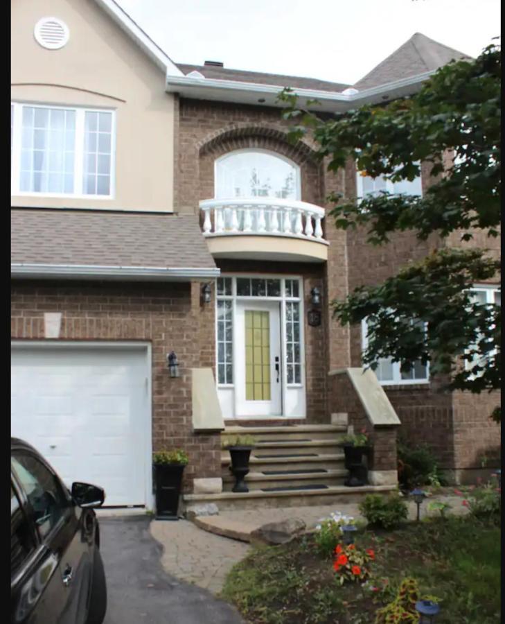 Leila'S Place-Basement Apartment In Private Home Gatineau Bagian luar foto